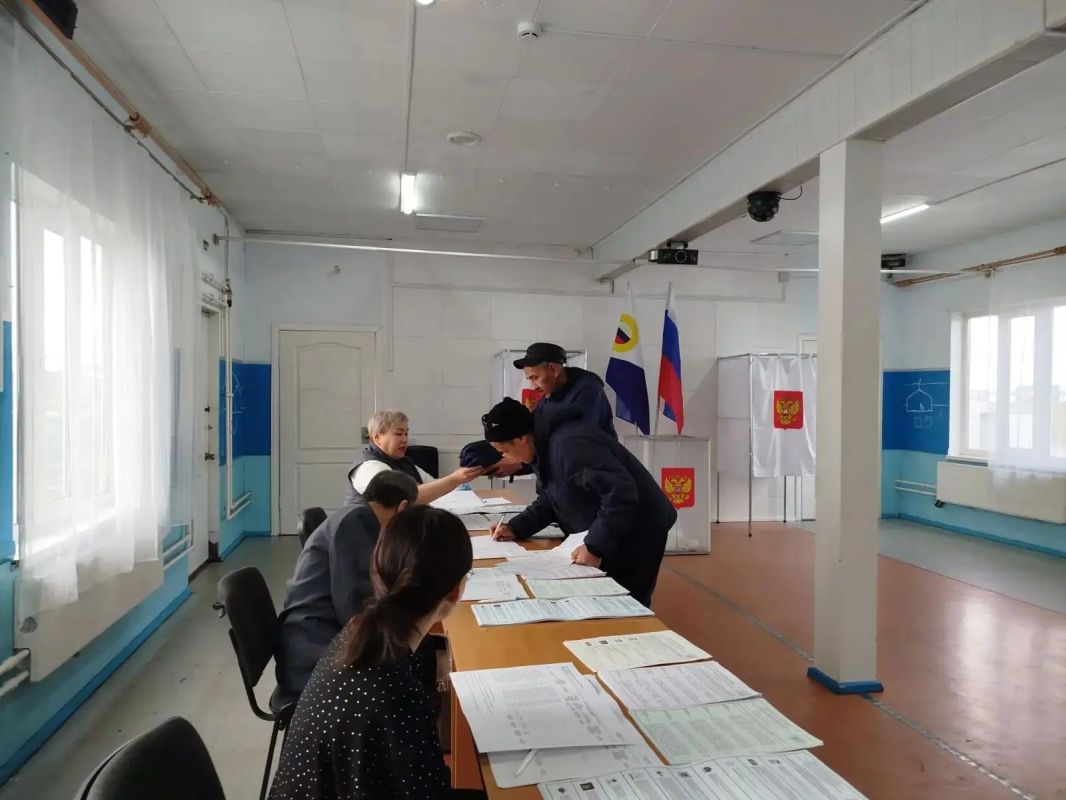 Первый день голосования в Чукотском муниципальном районе подходит к концу Первый день голосования в Чукотском муниципальном районе подходит к концу