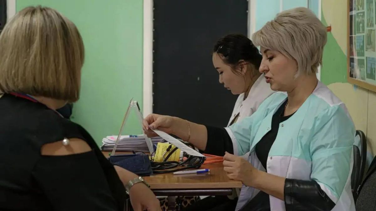В Певеке избиратели могут привиться от гриппа и проверить уровень сахара в крови В Певеке избиратели могут привиться от гриппа и проверить уровень сахара в крови