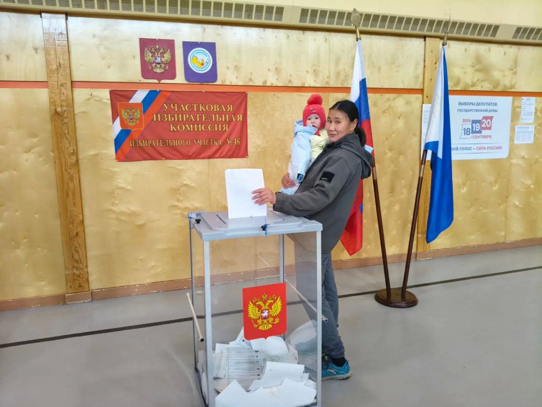 Голосуем всей семьей!. Продолжается голосование на избирательных участках муниципального округа Певек Голосуем всей семьей!. Продолжается голосование на избирательных участках муниципального округа Певек