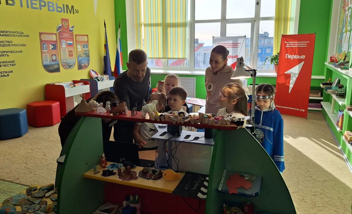 «Родина начинается с НАС»: придумываем, творим, создаём «Родина начинается с НАС»: придумываем, творим, создаём