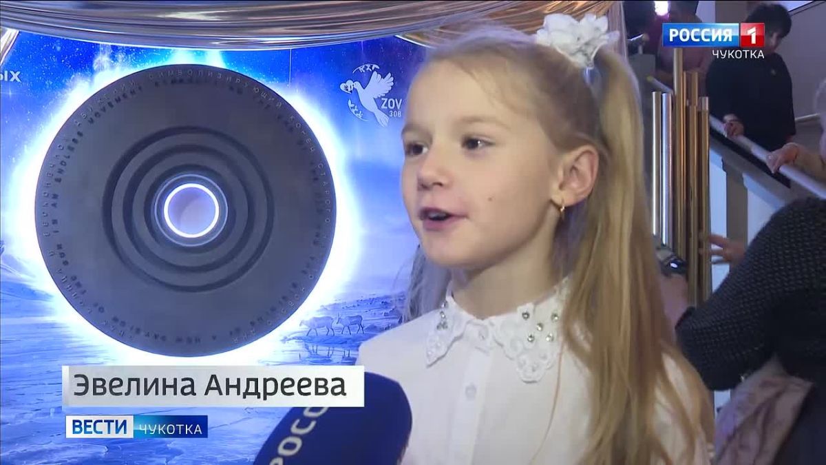 Лучших педагогов, наставников, воспитателей и всех тех, кто посвятил свою жизнь обучению детей, передаче знаний, опыта и культурных традиций, в канун профессионального празднования чествовали в Окружном Доме народного...