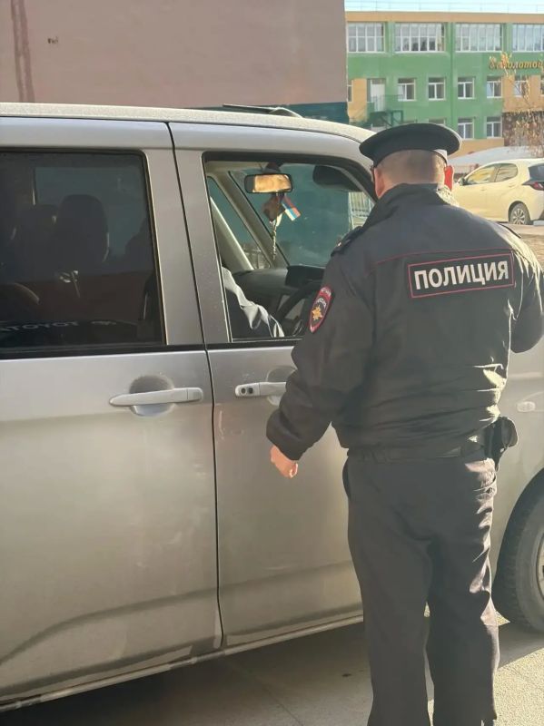Сотрудники Госавтоинспекции города Анадырь провели рейд в рамках профилактического мероприятия «Пассажир» Сотрудники Госавтоинспекции города Анадырь провели рейд в рамках профилактического мероприятия «Пассажир»