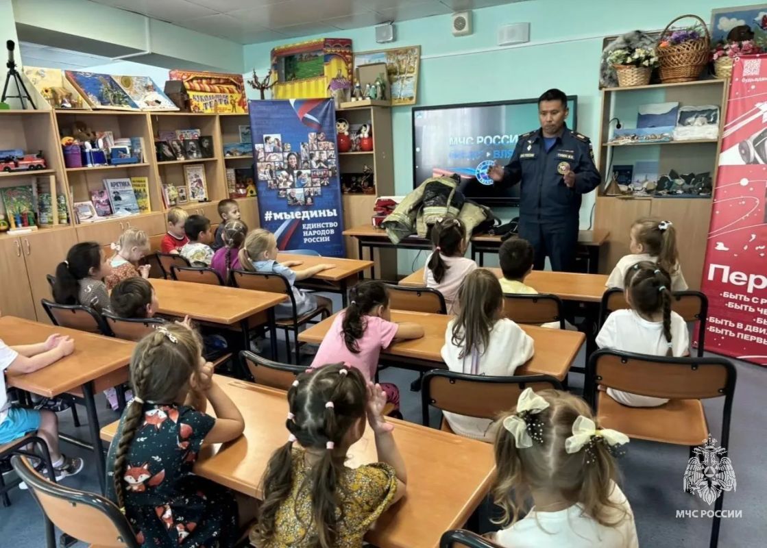 Открытые уроки гражданской обороны проходят на Чукотке Открытые уроки гражданской обороны проходят на Чукотке