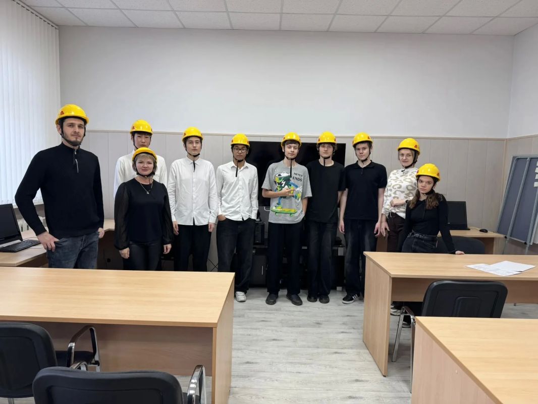 Школьники познакомились с работой ключевых предприятий Чукотки Школьники познакомились с работой ключевых предприятий Чукотки