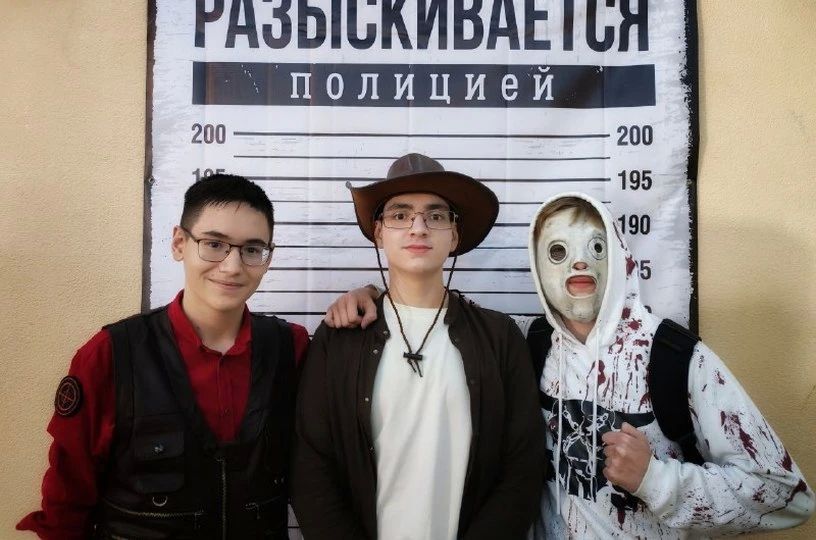 "Граф Дракула" победил "Робота-Зайца" на фестивале косплея в Певеке, сообщает ИА "Чукотка" "Граф Дракула" победил "Робота-Зайца" на фестивале косплея в Певеке, сообщает ИА "Чукотка"
