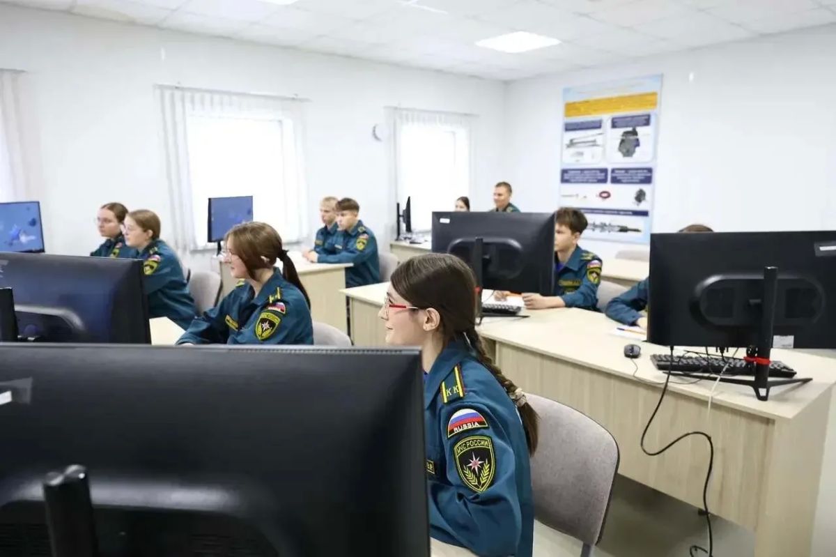 Владислав Кузнецов: Вчера в ходе рабочей поездки в Певек осмотрел ключевые объекты, от которых зависят безопасность и устойчивое развитие западной Чукотки Владислав Кузнецов: Вчера в ходе рабочей поездки в Певек осмотрел ключевые объекты, от которых зависят безопасность и устойчивое развитие западной Чукотки