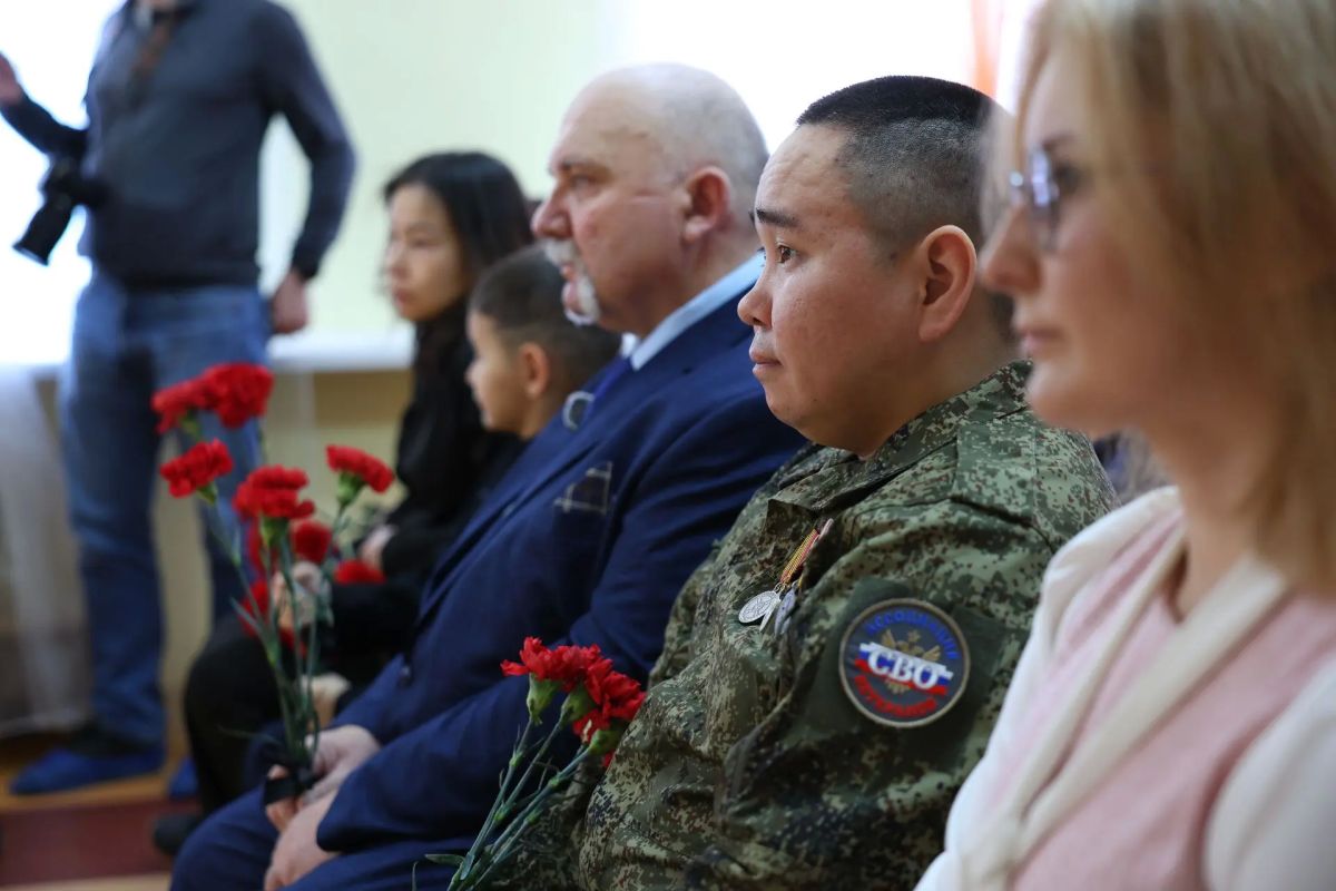 В детском саду «Парус» состоялось торжественное открытие «Парты Героя» В детском саду «Парус» состоялось торжественное открытие «Парты Героя»