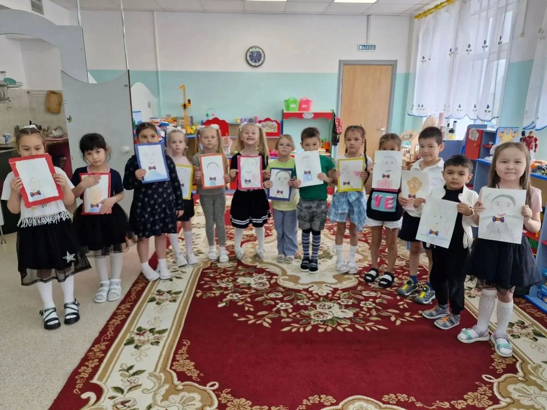 Сергей Спицын: Дорогие жители городского округа Анадырь! Мужчины, папы и дедушки! Сергей Спицын: Дорогие жители городского округа Анадырь! Мужчины, папы и дедушки!