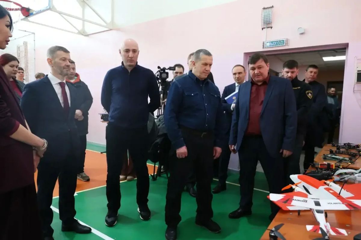 Владислав Кузнецов: Развитие Дальнего Востока и Арктики - это не просто курс, а ежедневная работа, которая меняет жизнь в наших регионах Владислав Кузнецов: Развитие Дальнего Востока и Арктики - это не просто курс, а ежедневная работа, которая меняет жизнь в наших регионах