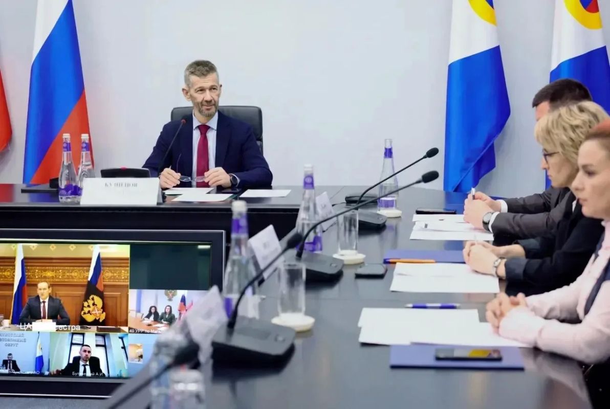 Руководитель Росреестра Олег Скуфинский в режиме ВКС провел совещание с губернатором Чукотского автономного округа Владиславом Кузнецовым, в ходе которого обсудили реализацию в регионе поручений Президента и Правительства... Руководитель Росреестра Олег Скуфинский в режиме ВКС провел совещание с губернатором Чукотского автономного округа Владиславом Кузнецовым, в ходе которого обсудили реализацию в регионе поручений Президента и Правительства...