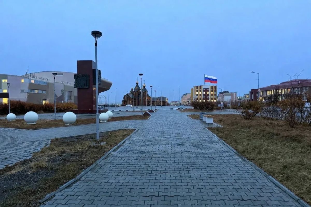Друзья, давайте вместе сделаем Анадырь ещё чуточку роднее! Друзья, давайте вместе сделаем Анадырь ещё чуточку роднее!