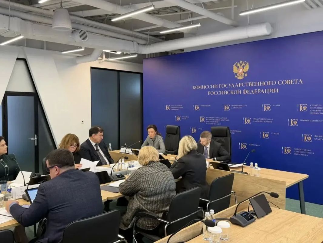 Анна Кузнецова: Обсудили новые предложения в сфере безопасности медиапотребления дошкольников, их духовно-нравственного воспитания Анна Кузнецова: Обсудили новые предложения в сфере безопасности медиапотребления дошкольников, их духовно-нравственного воспитания