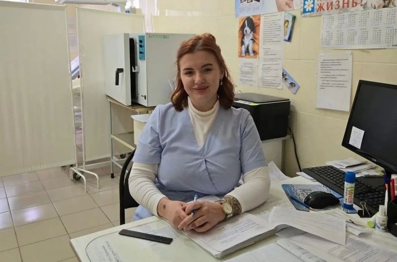 Шесть специалистов пополнили медицинские учреждения Чукотского района, сообщает ИА "Чукотка" Шесть специалистов пополнили медицинские учреждения Чукотского района, сообщает ИА "Чукотка"