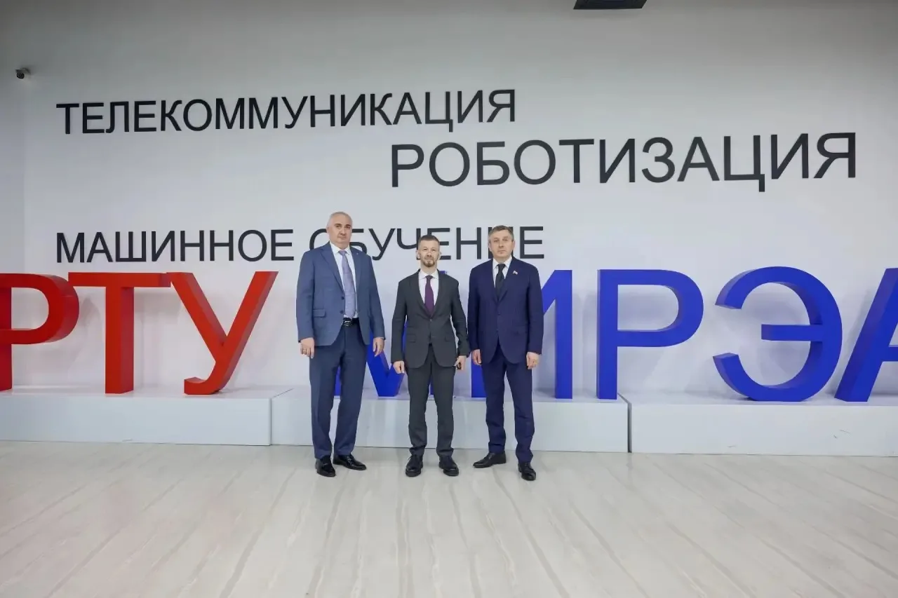 Владислав Кузнецов: Как сделать высшее образование доступнее для жителей Чукотки и подготовку инженерных и ИТ-кадров для региона обсудили на встрече вместе с ректором МИРЭА — Российского технологического университета...